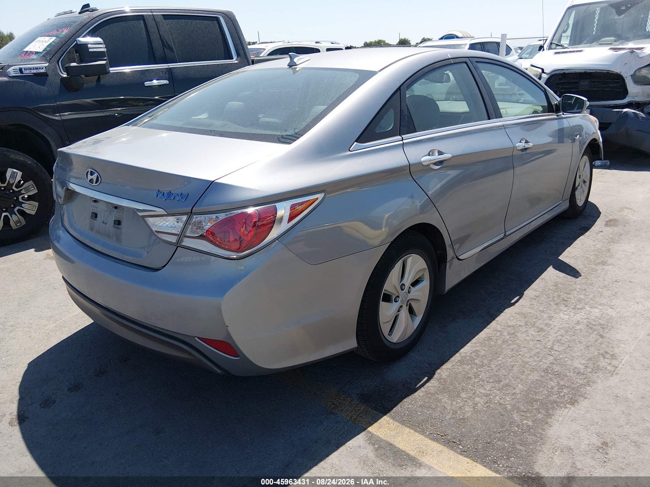 2015 HYUNDAI SONATA HYBRID · 4/11