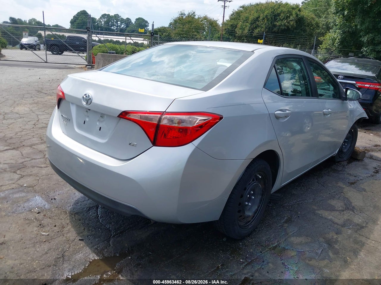 2017 TOYOTA COROLLA LE · 4/11