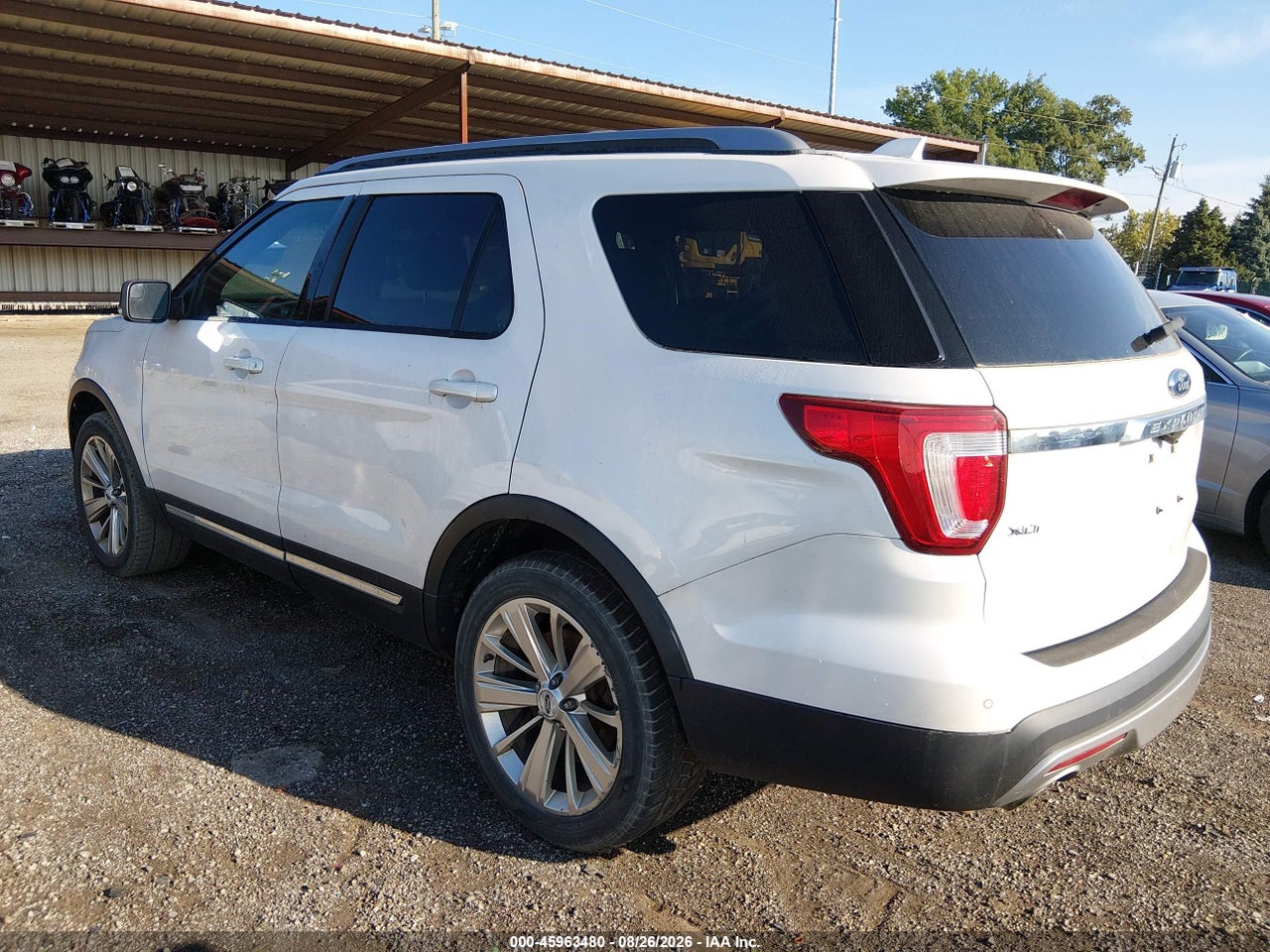 2016 FORD EXPLORER XLT · 3/11