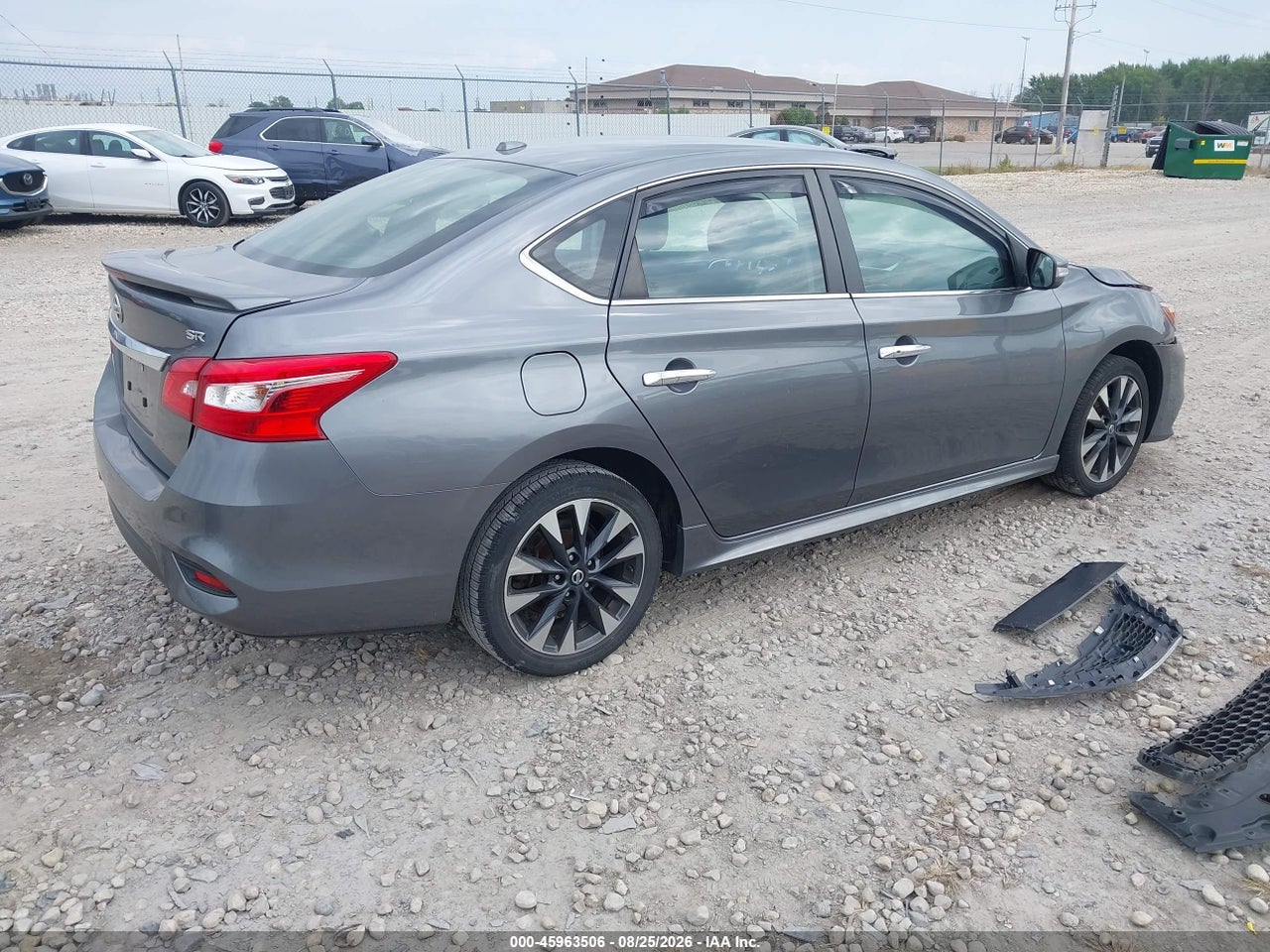 2019 NISSAN SENTRA SR · 4/11
