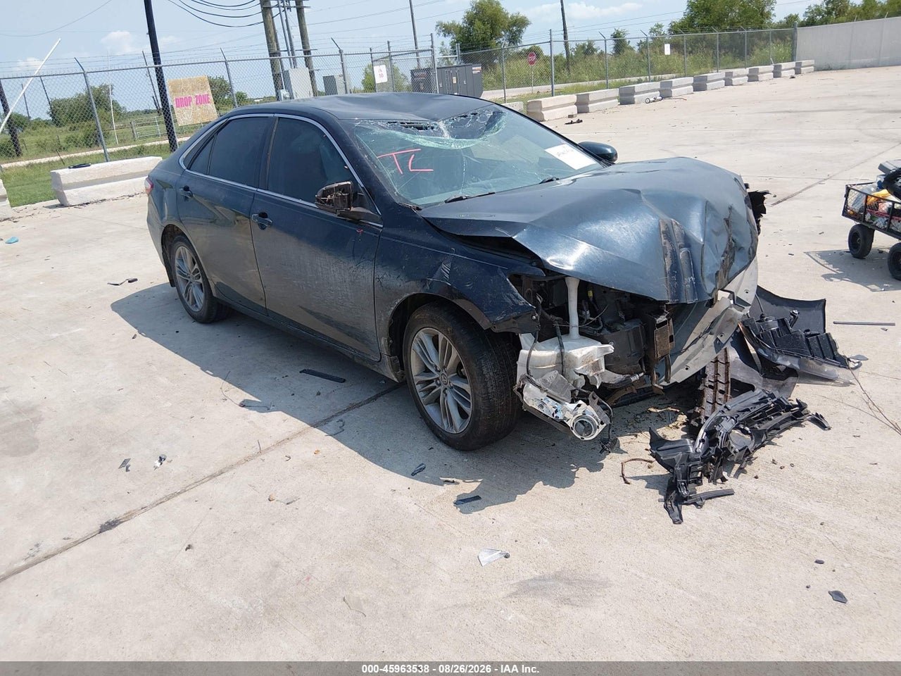 4T1BF1FK7FU****** · 2015 TOYOTA CAMRY SE