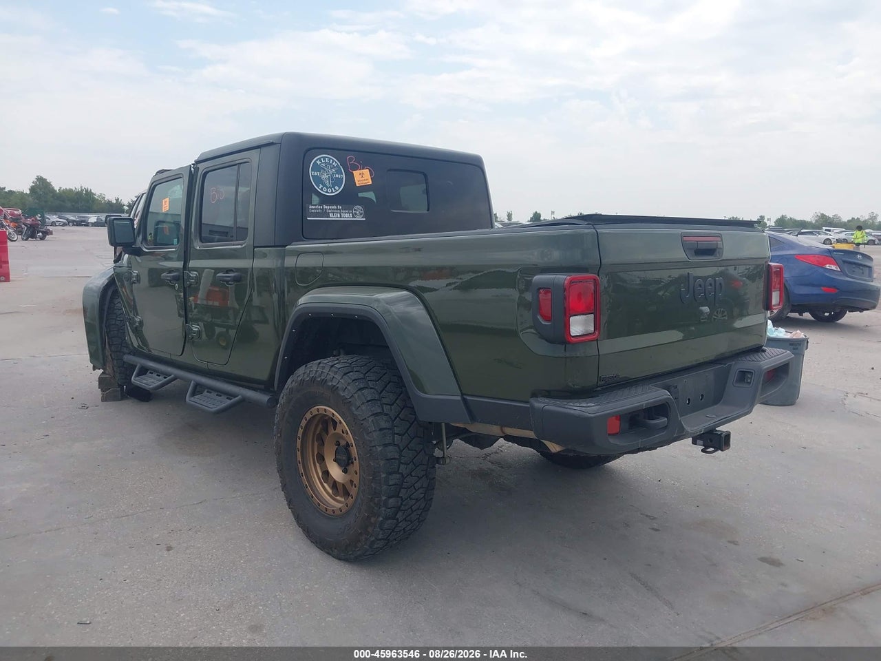 2023 JEEP GLADIATOR WILLYS 4X4 · 3/11