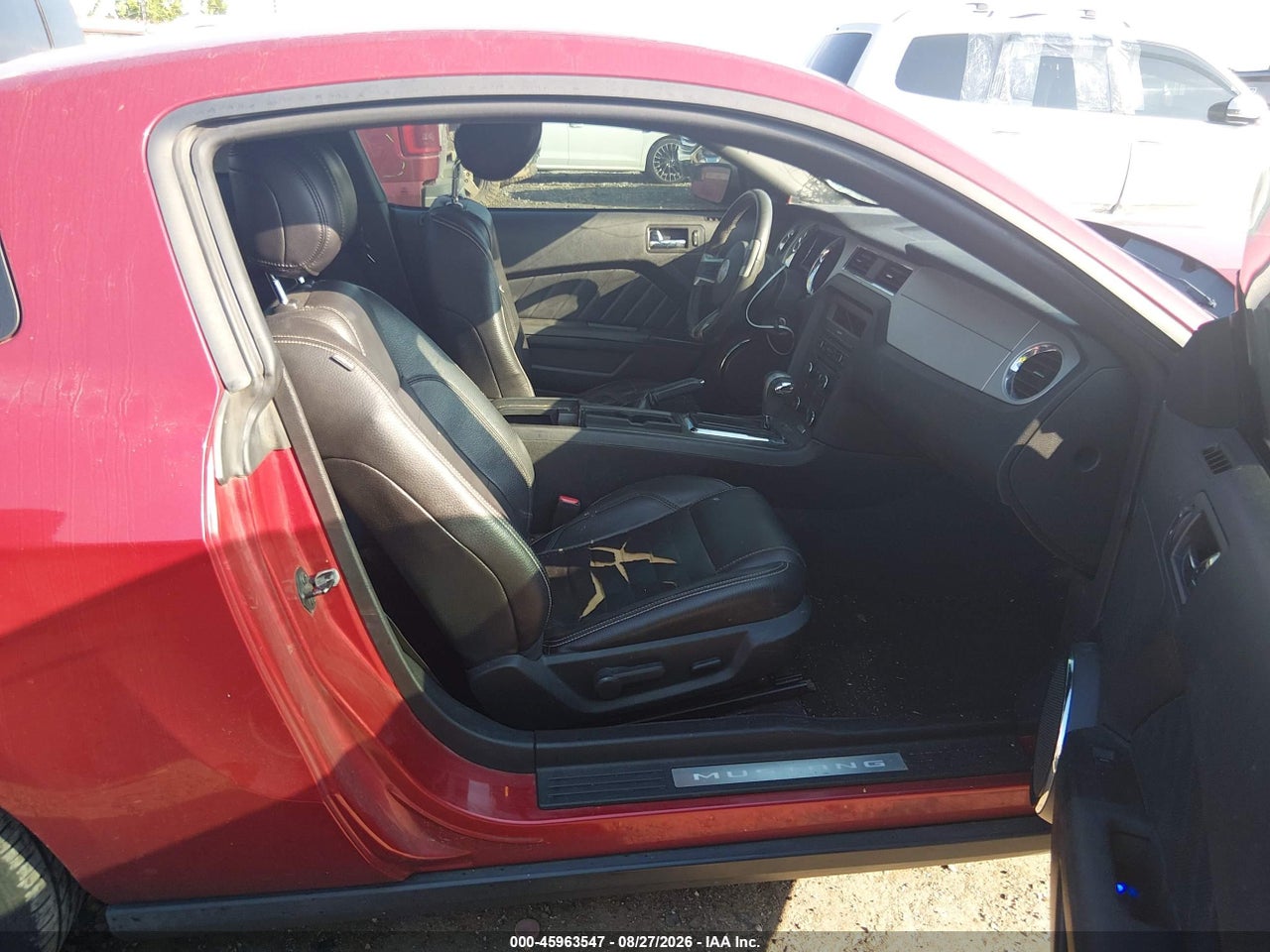 2012 FORD MUSTANG V6 PREMIUM · 5/11