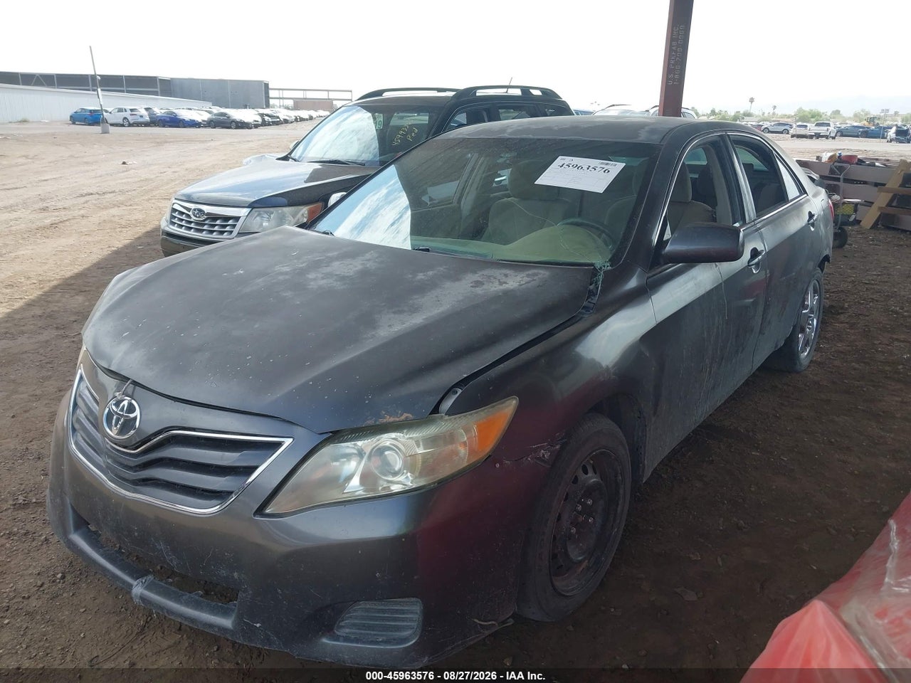 2011 TOYOTA CAMRY LE · 2/11