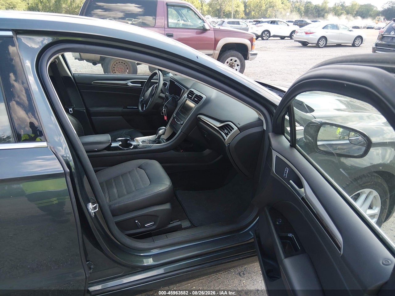 2015 FORD FUSION SE · 5/11