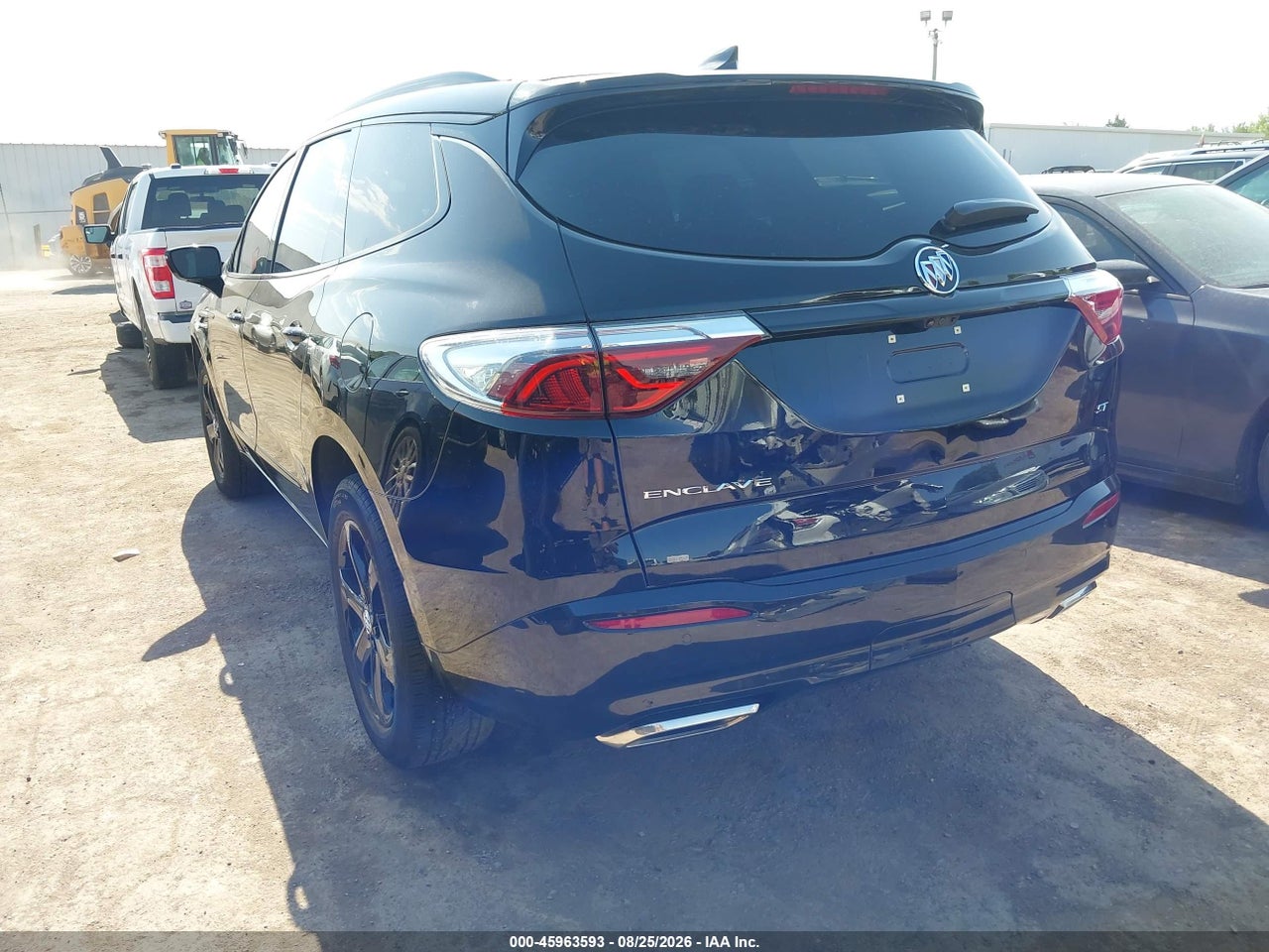 2024 BUICK ENCLAVE ESSENCE FWD · 3/11
