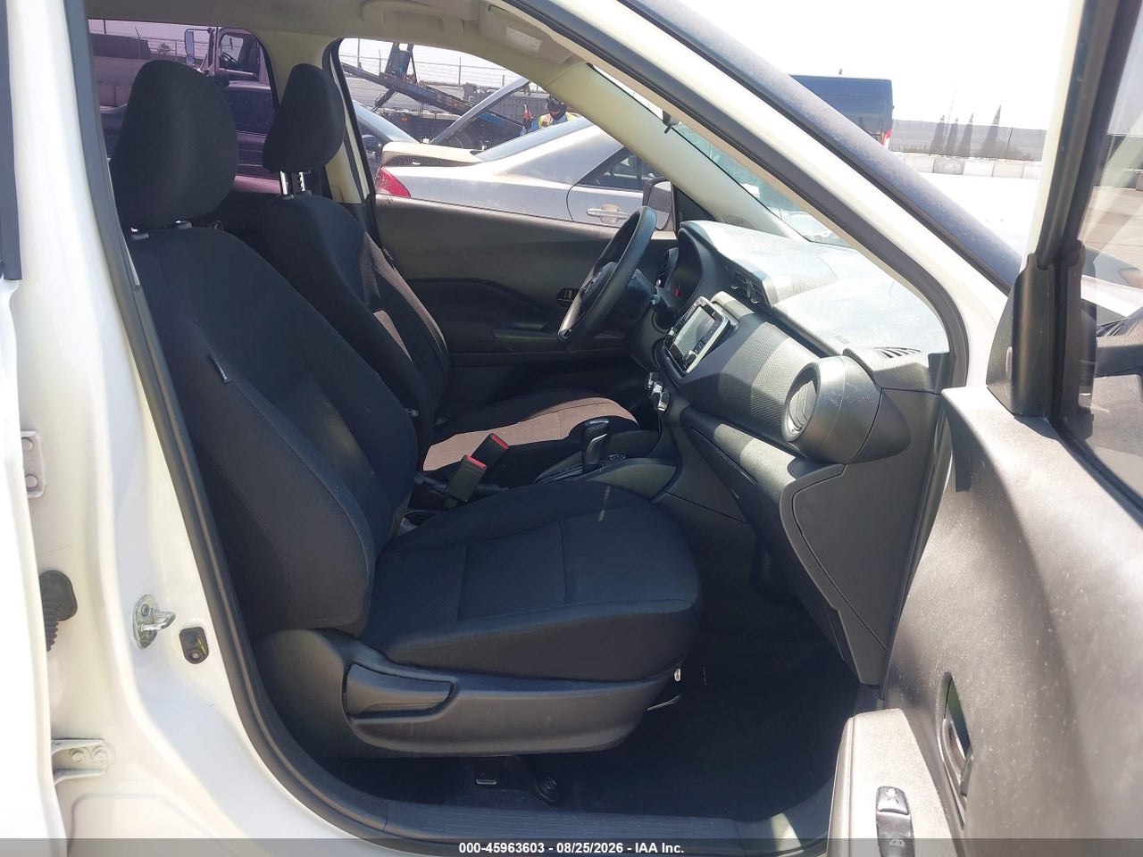 2023 NISSAN KICKS S XTRONIC CVT · 5/11