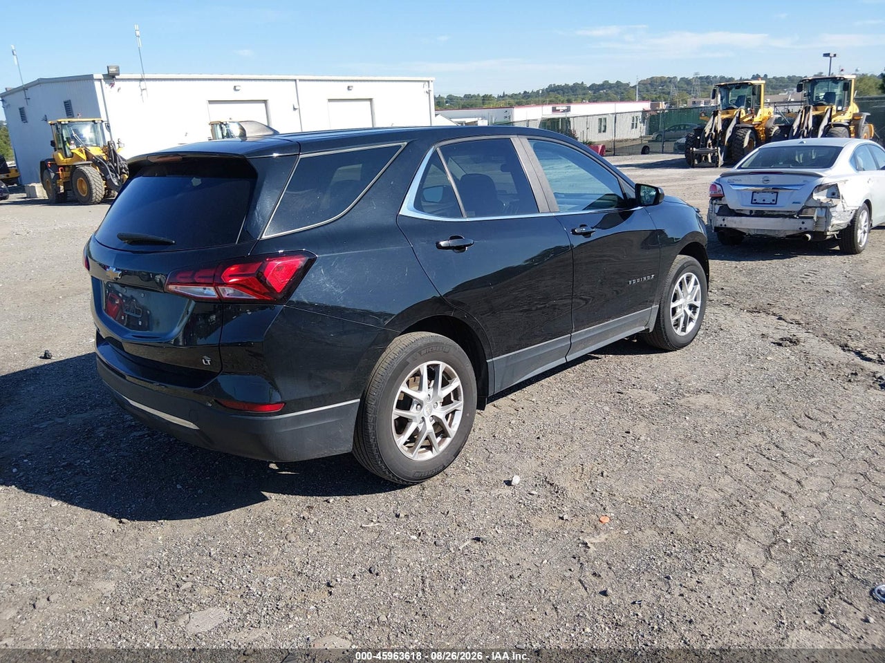 2023 CHEVROLET EQUINOX FWD LT · 4/11