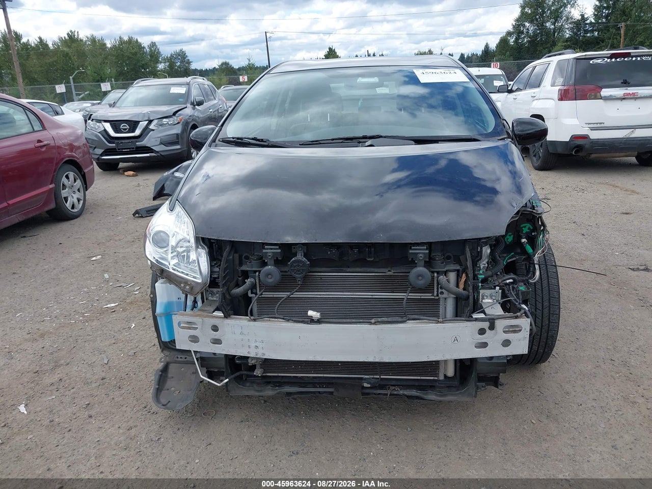 2015 TOYOTA PRIUS THREE · 6/11