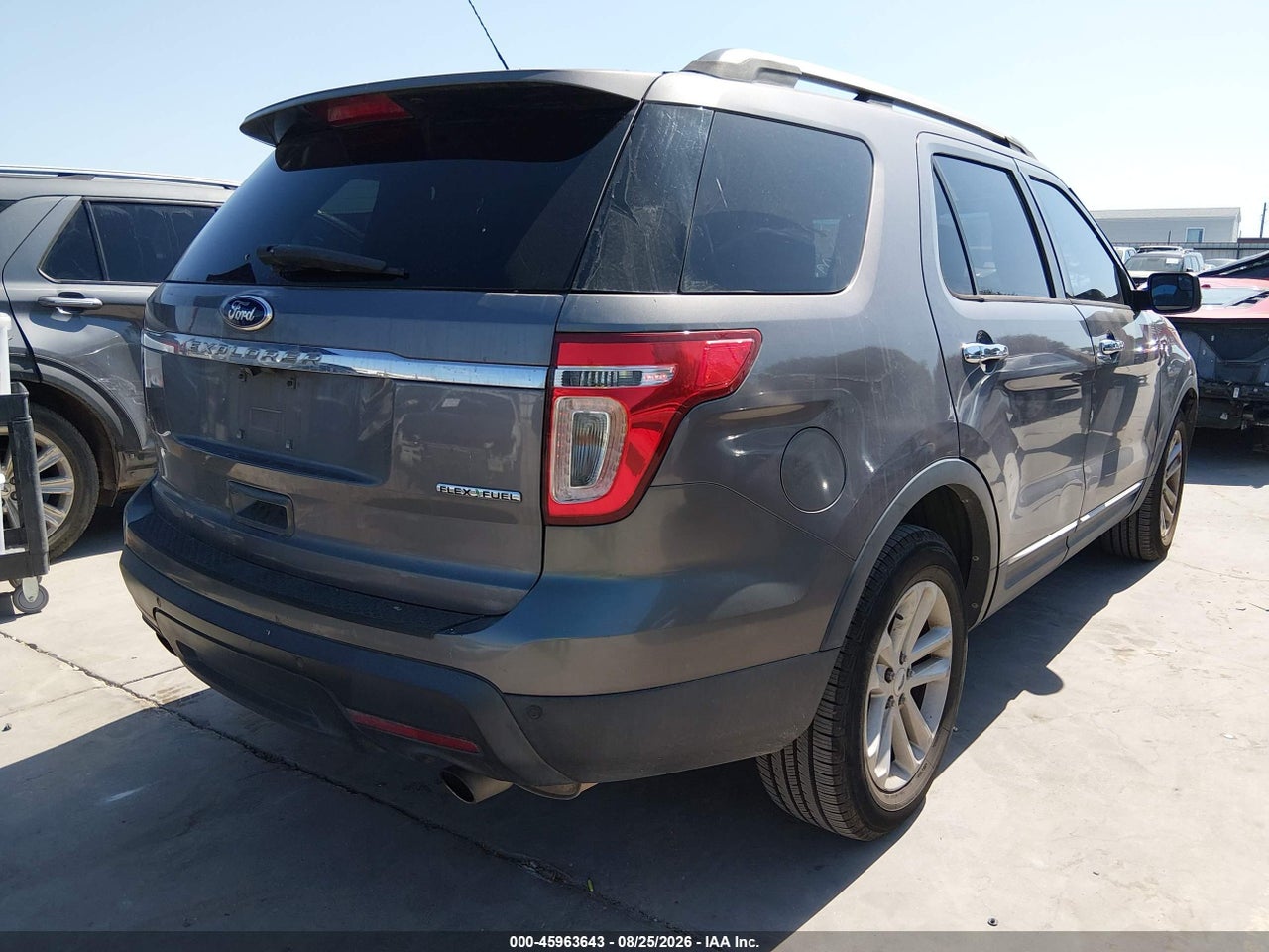2013 FORD EXPLORER XLT · 4/11