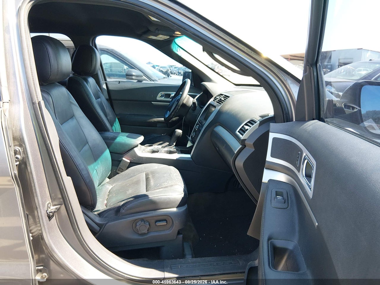 2013 FORD EXPLORER XLT · 5/11