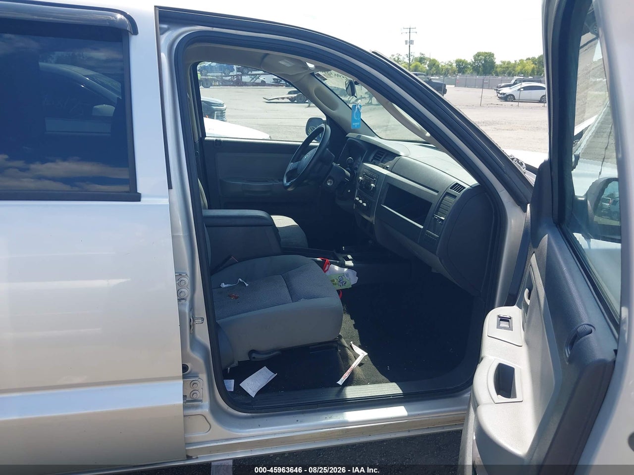 2008 DODGE DAKOTA SLT · 5/10