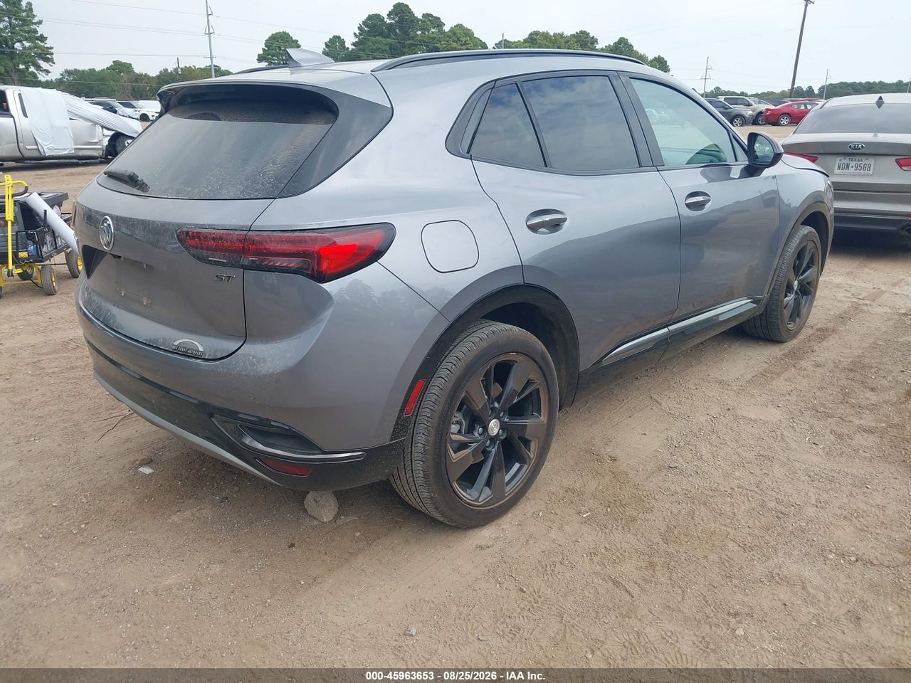 2021 BUICK ENVISION FWD PREFERRED · 4/11