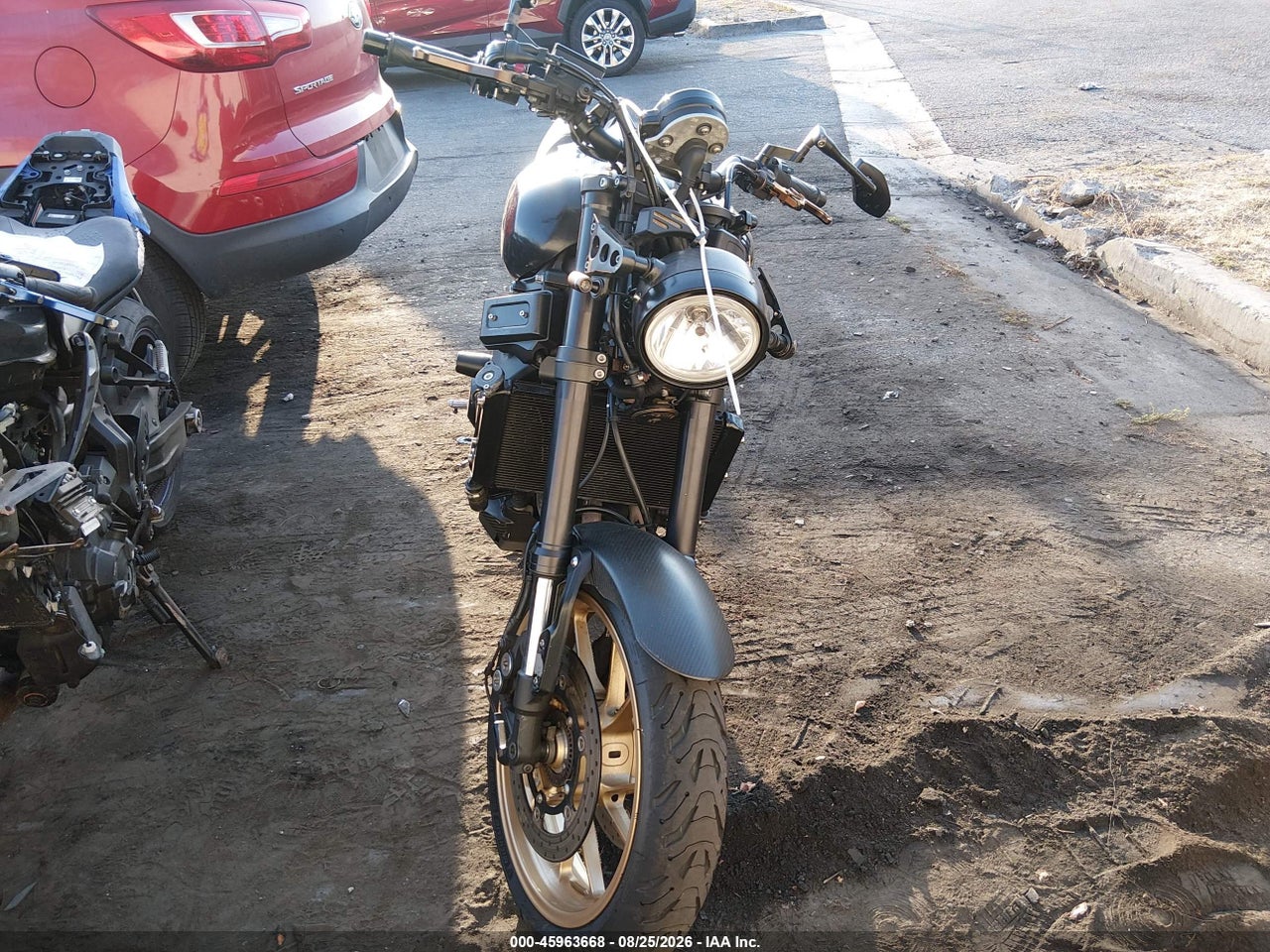 2021 YAMAHA XSR900 C · 5/11