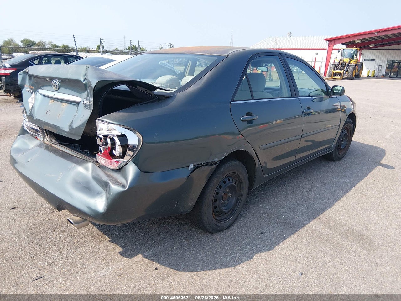 2006 TOYOTA CAMRY LE · 4/11