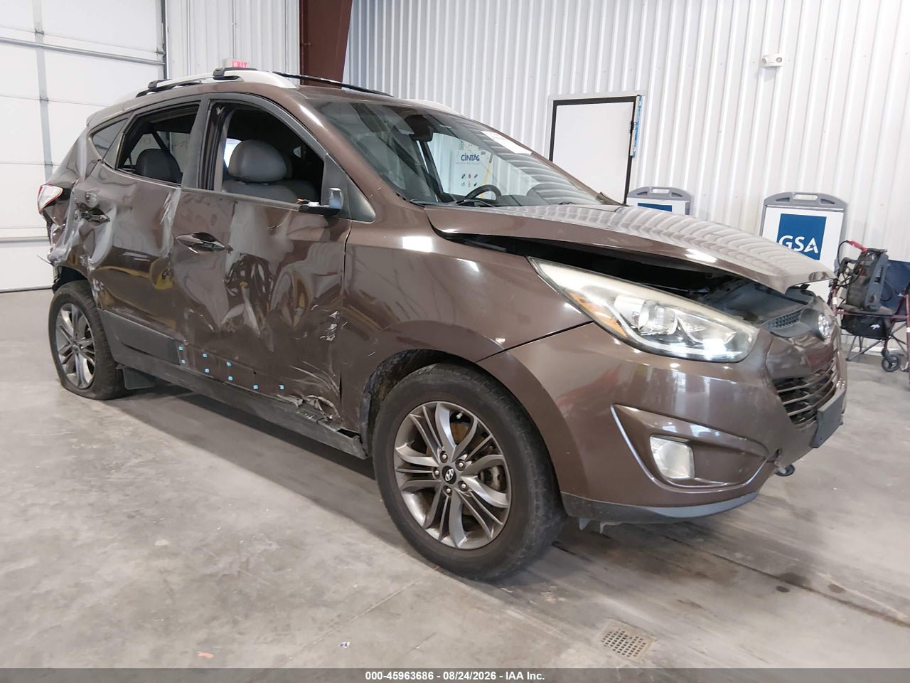 KM8JU3AG1FU****** · 2015 HYUNDAI TUCSON SE