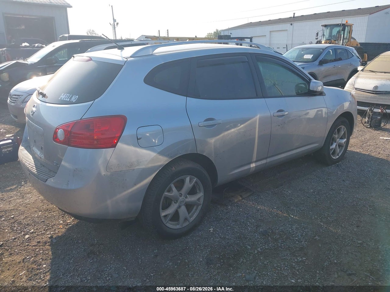 2008 NISSAN ROGUE SL · 4/11