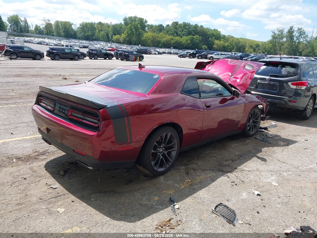 2023 DODGE CHALLENGER R/T SCAT PACK · 4/10