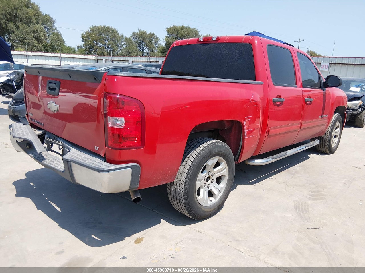 2011 CHEVROLET SILVERADO 1500 LT · 4/11