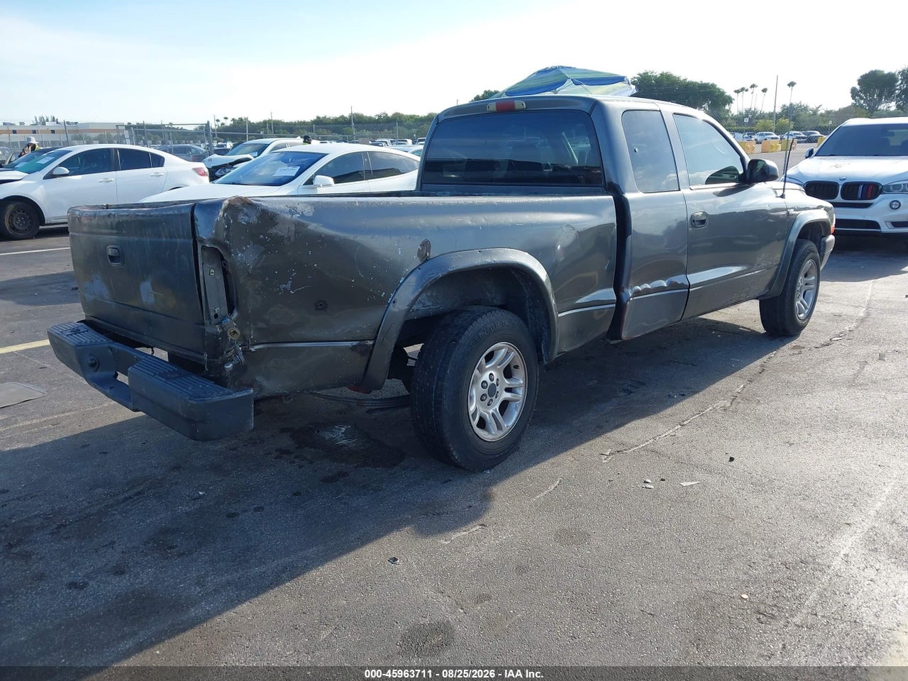 2003 DODGE DAKOTA · 4/11