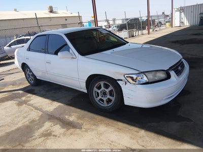JT2BG22K0Y0****** · 2000 TOYOTA CAMRY LE