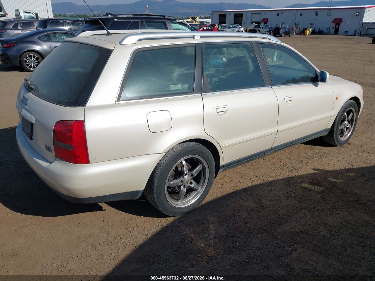 1998 AUDI A4 AVANT QUATTRO · 4/11