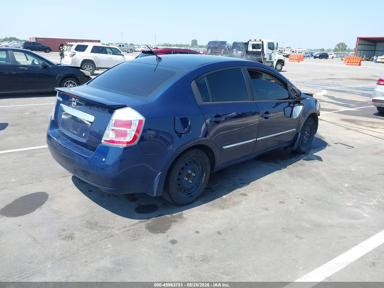 2011 NISSAN SENTRA 2.0S · 4/10