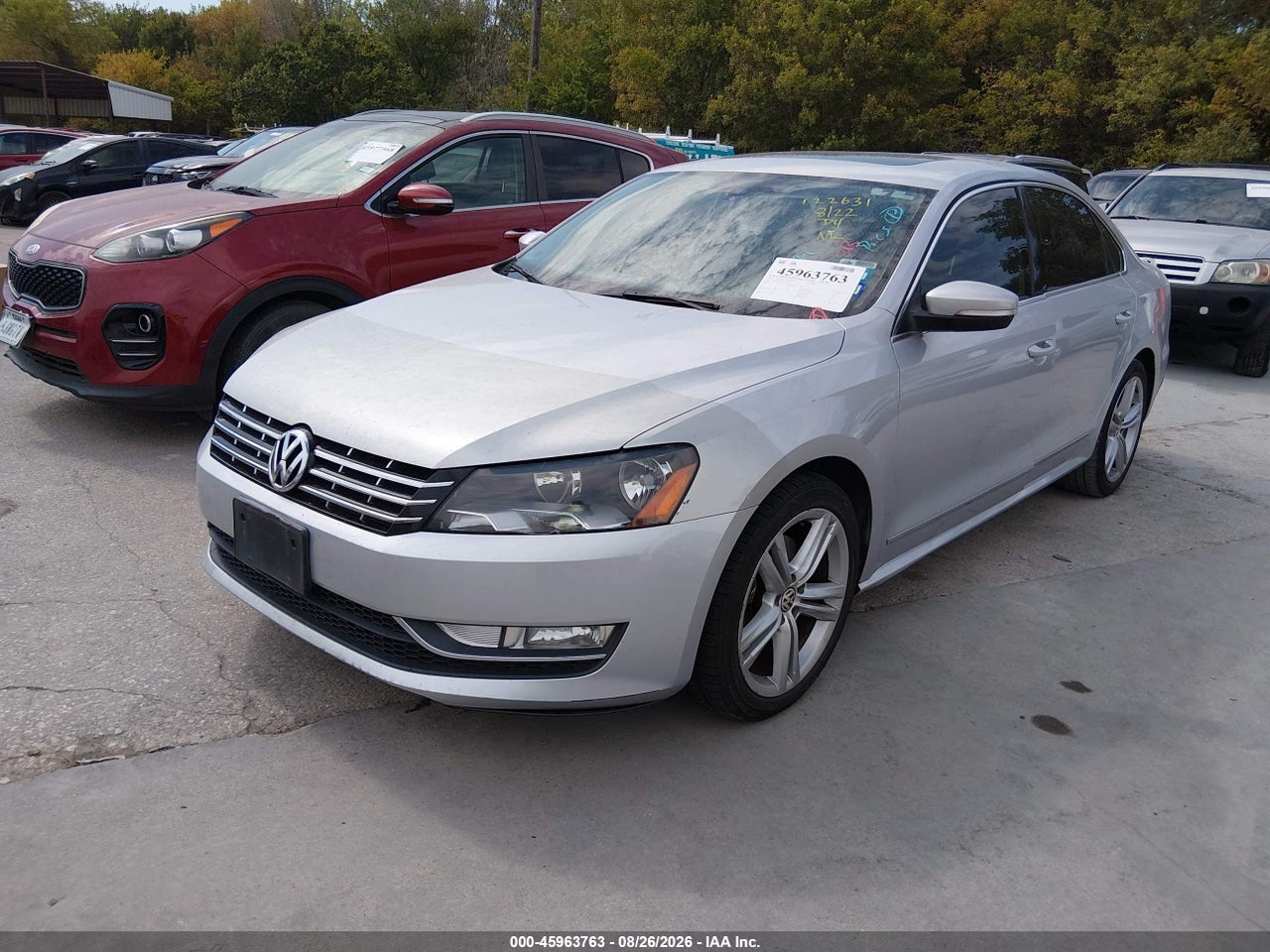 2015 VOLKSWAGEN PASSAT 1.8T SEL PREMIUM · 2/10