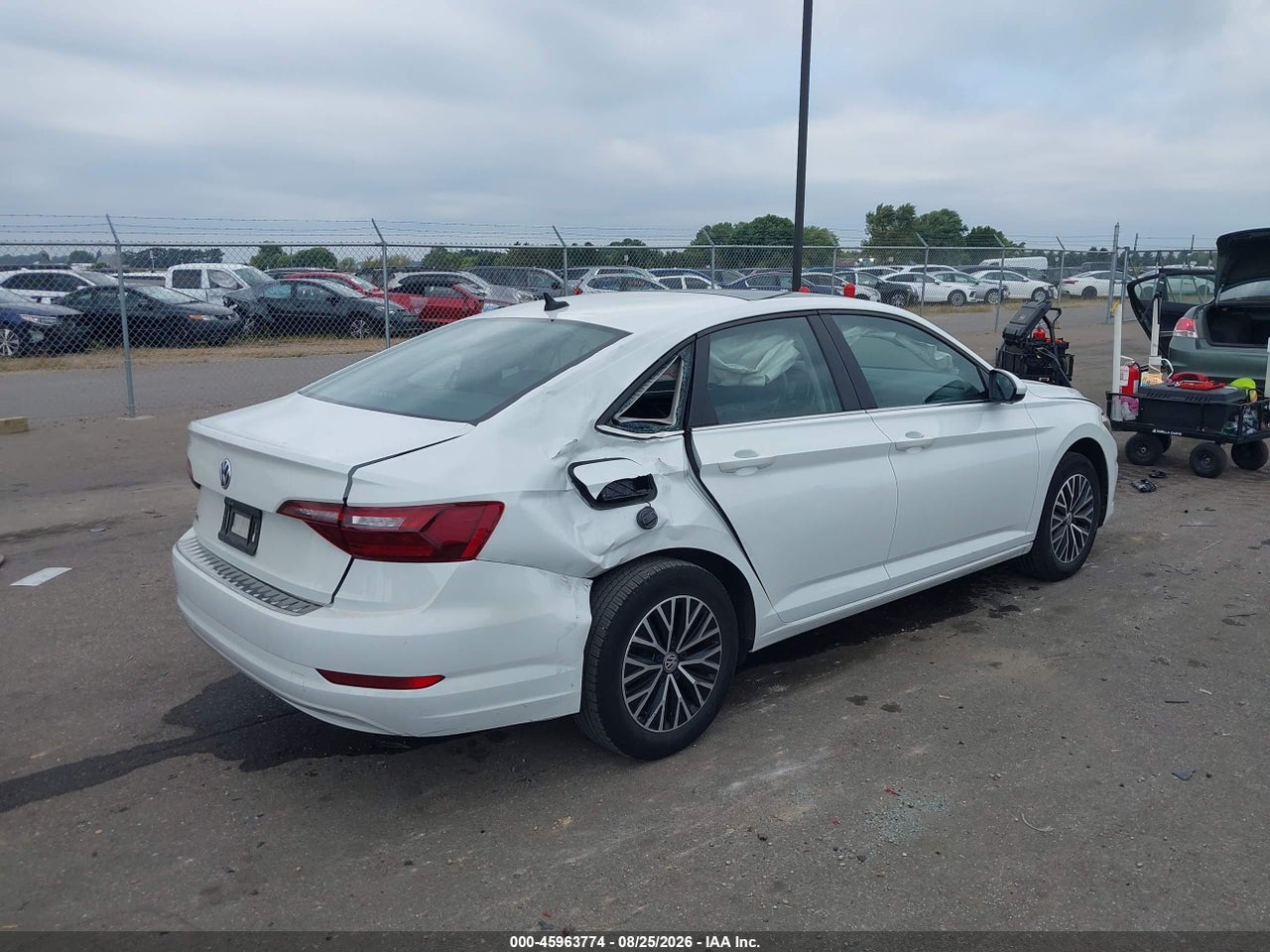 2021 VOLKSWAGEN JETTA 1.4T R-LINE/1.4T S/1.4T SE · 4/11
