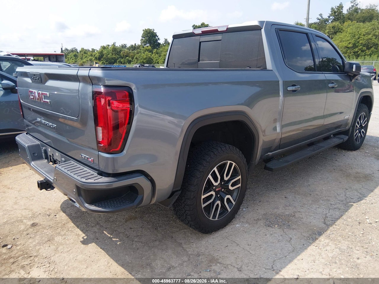 2021 GMC SIERRA 1500 4WD  SHORT BOX AT4 · 4/11