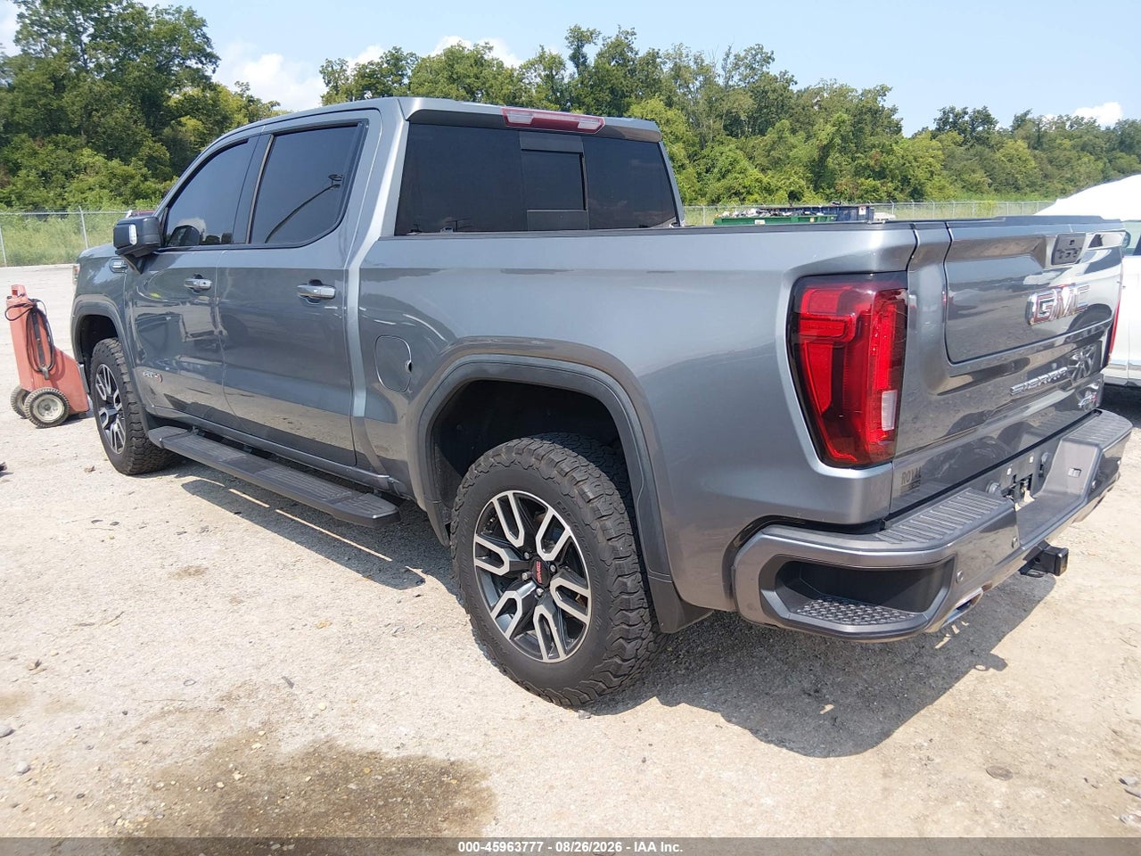 2021 GMC SIERRA 1500 4WD  SHORT BOX AT4 · 3/11