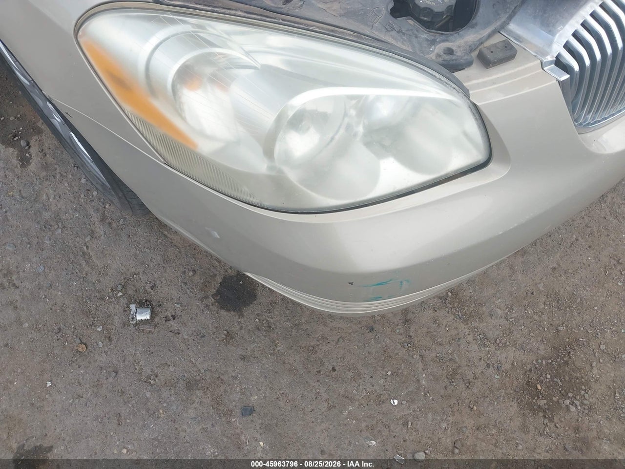 2008 BUICK LUCERNE CXL · 6/10