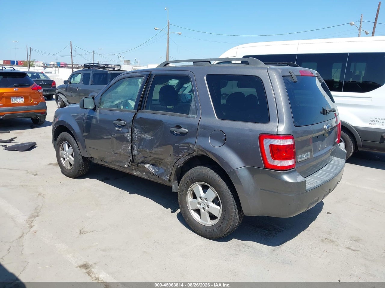 2009 FORD ESCAPE XLT · 3/11
