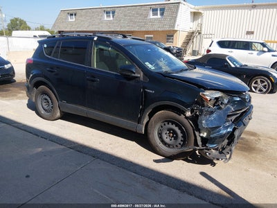 JTMRJREV7JD****** · 2018 TOYOTA RAV4 HYBRID XLE