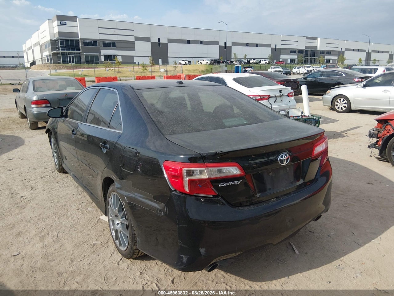 2012 TOYOTA CAMRY SE V6 · 3/11