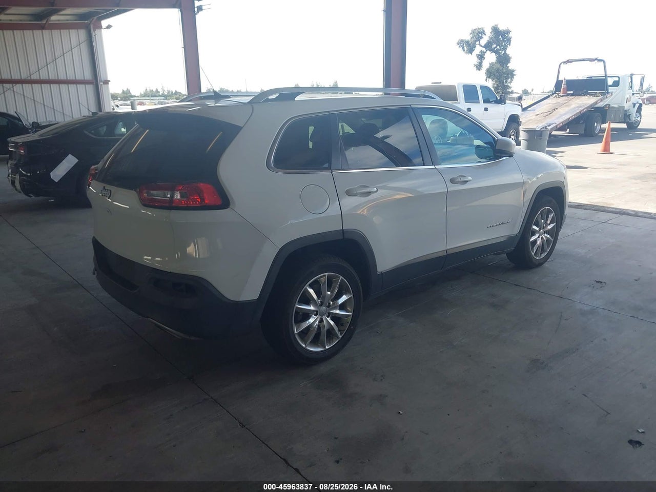 2015 JEEP CHEROKEE LIMITED · 4/11