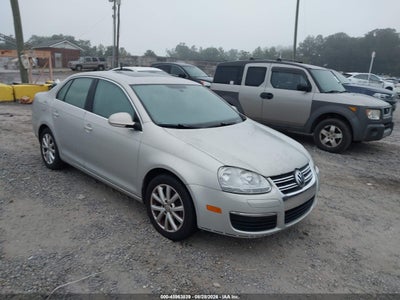 2010 VOLKSWAGEN JETTA SE