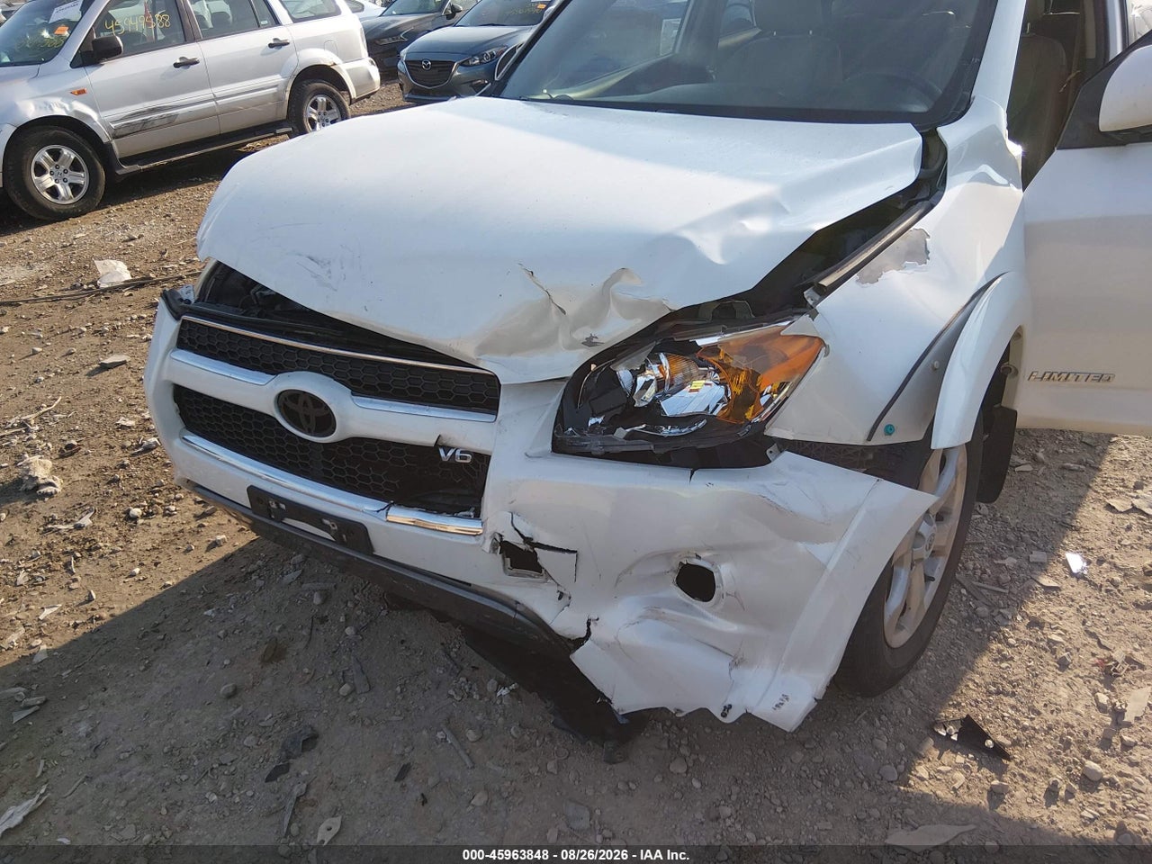 2011 TOYOTA RAV4 LIMITED V6 · 6/11
