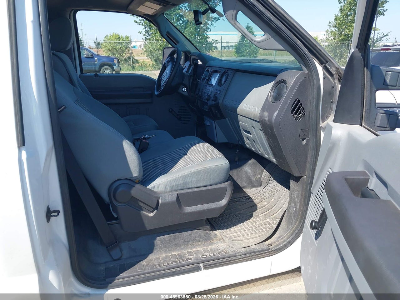 2014 FORD F-250 XL · 5/11