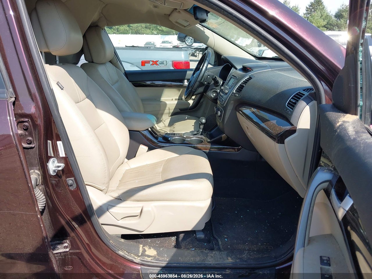 2015 KIA SORENTO LX · 5/11