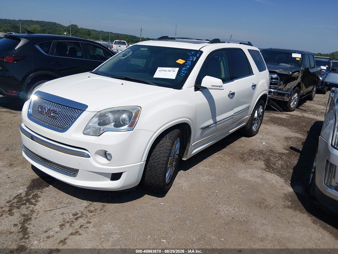 2011 GMC ACADIA DENALI · 2/10
