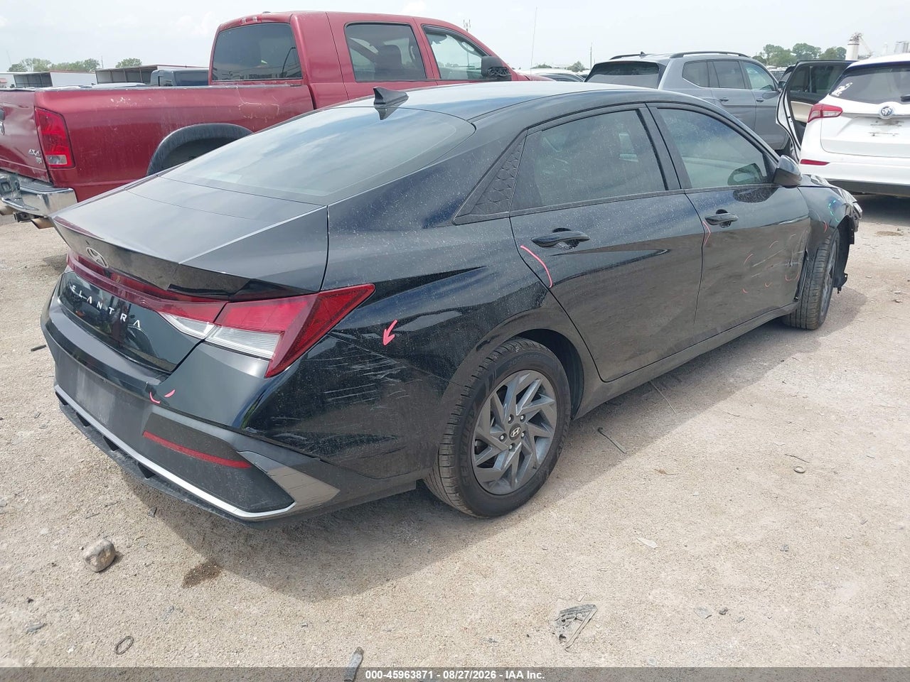 2024 HYUNDAI ELANTRA SEL · 4/10