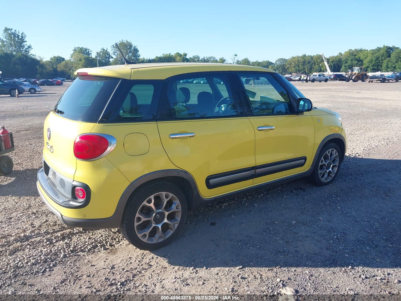 2014 FIAT 500L TREKKING · 4/11