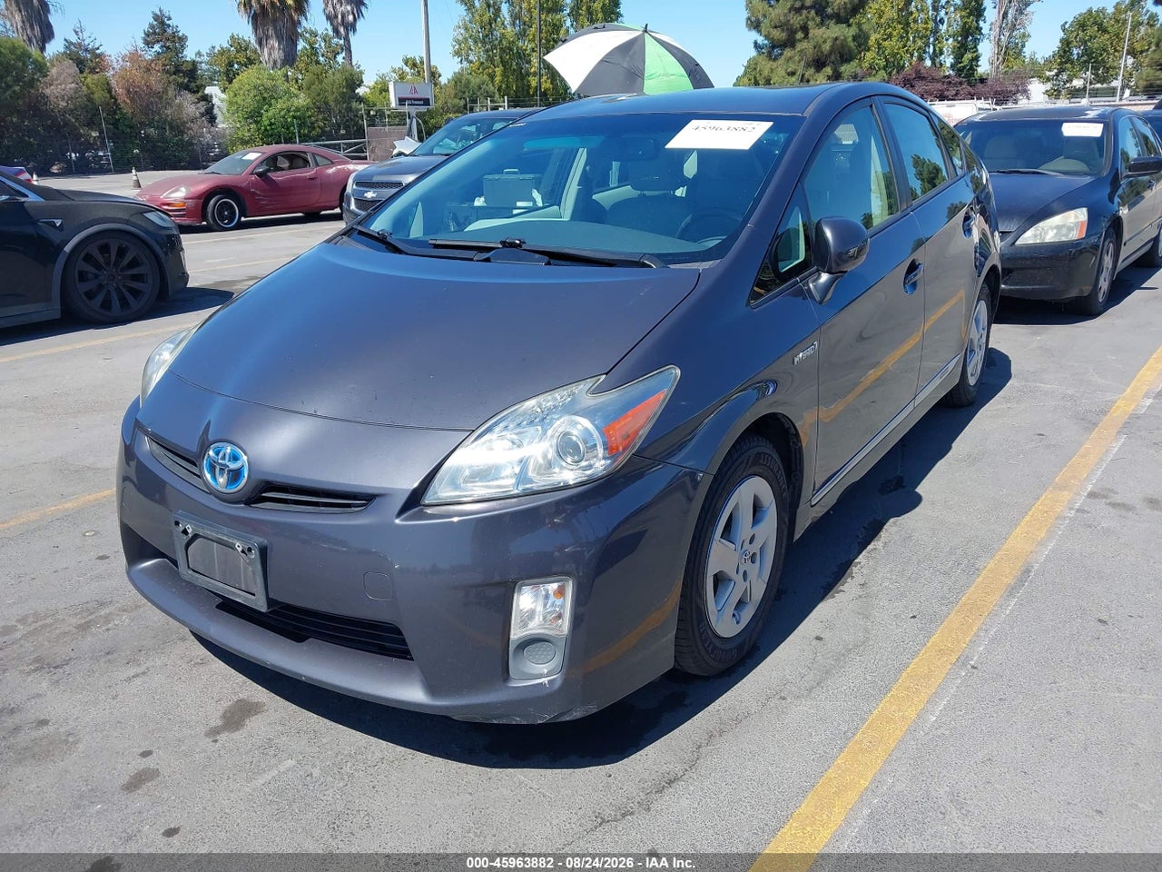 2011 TOYOTA PRIUS FOUR · 6/11