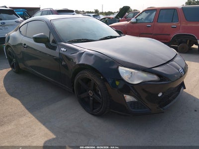 JF1ZNAA18D1****** · 2013 SCION FR-S
