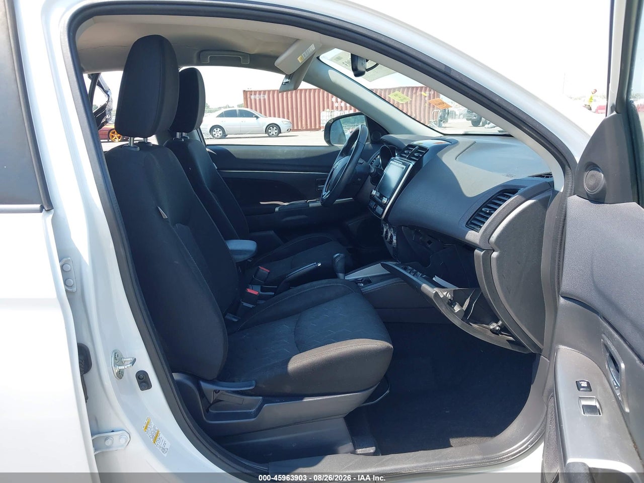 2020 MITSUBISHI OUTLANDER SPORT 2.0 SE AWC · 5/11
