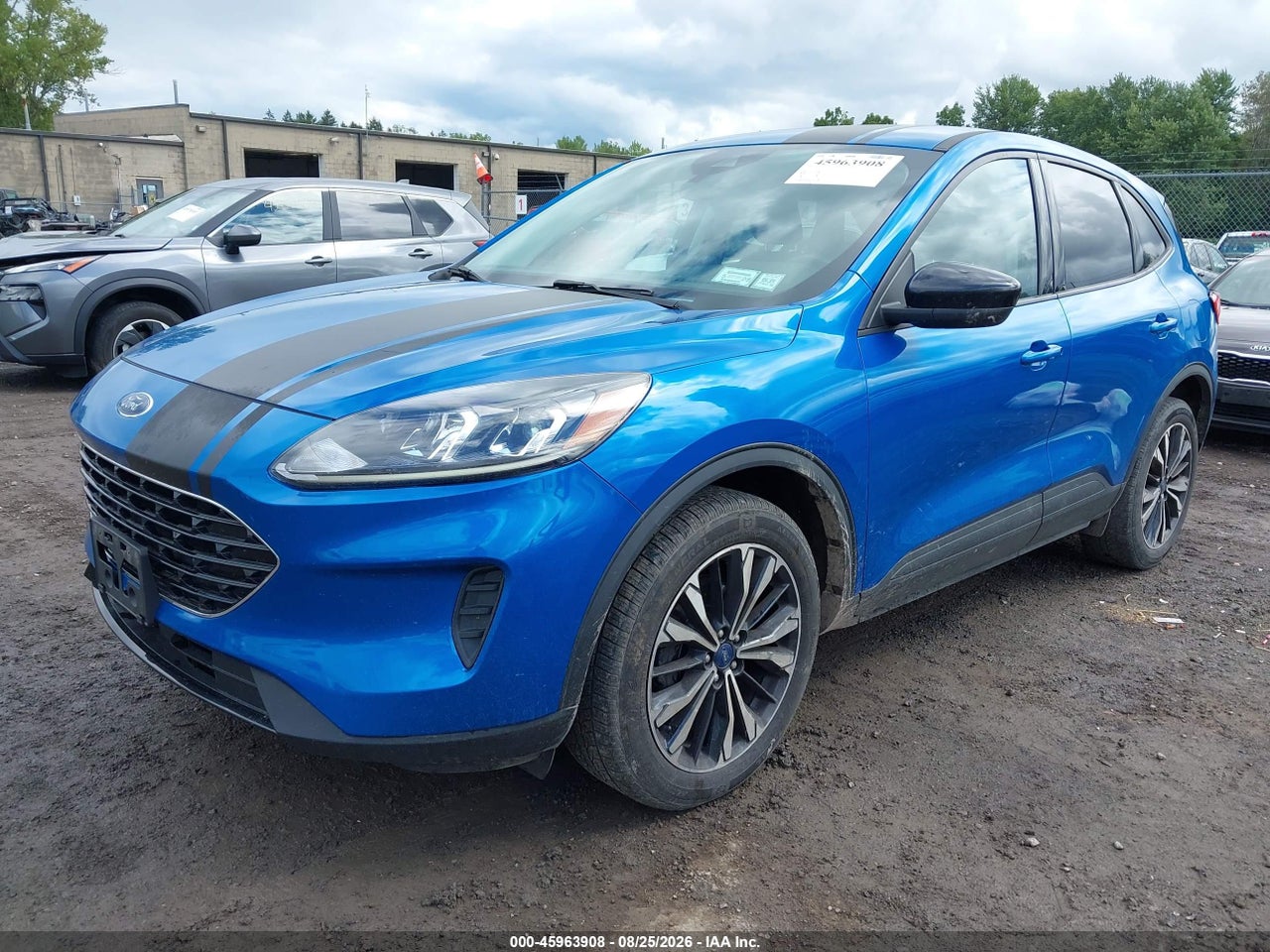 2021 FORD ESCAPE SE · 2/11