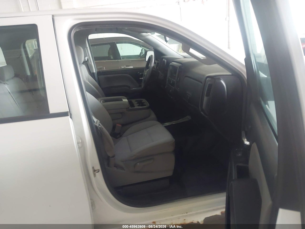 2014 CHEVROLET SILVERADO 1500 WORK TRUCK · 5/11