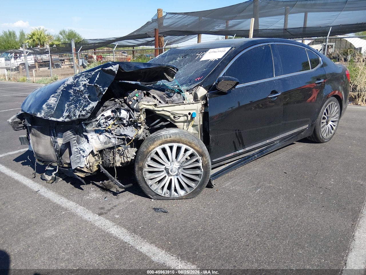 2016 KIA CADENZA PREMIUM · 2/10