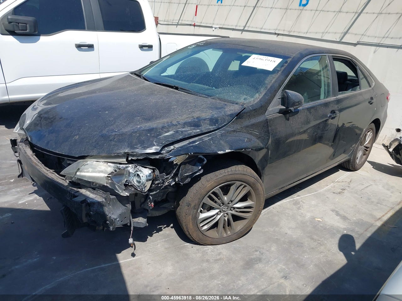 2017 TOYOTA CAMRY SE · 2/11